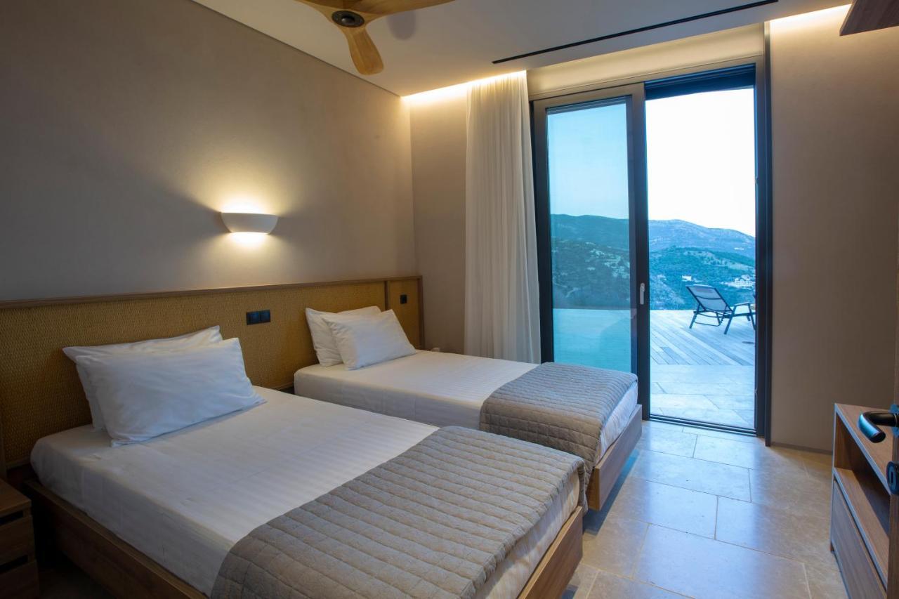 Blooms Of Sivota Bay - Luxury Villas With Private Heated Pool Exterior foto