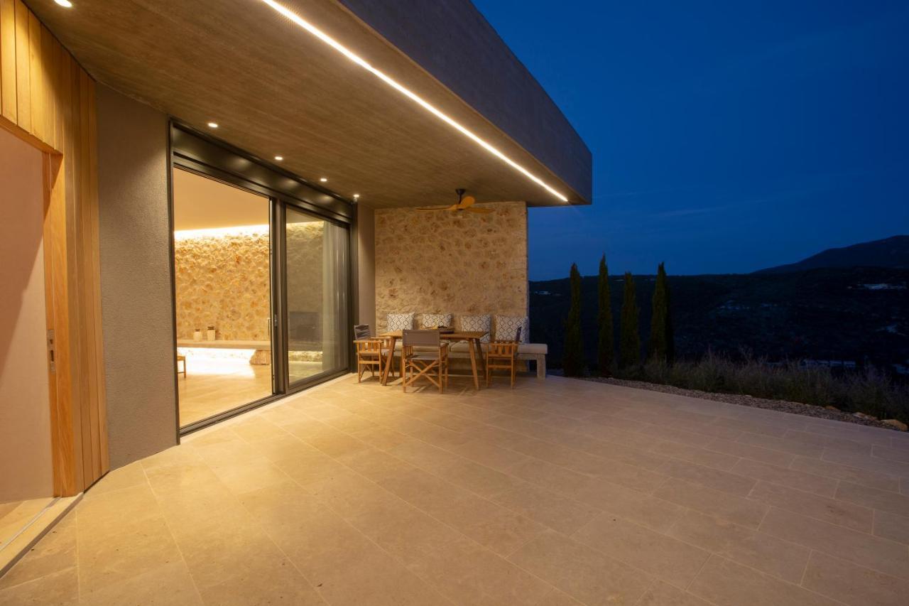 Blooms Of Sivota Bay - Luxury Villas With Private Heated Pool Exterior foto
