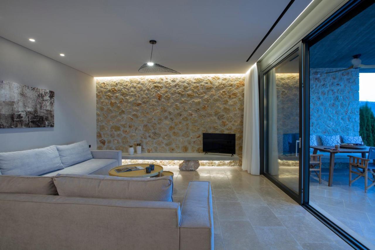 Blooms Of Sivota Bay - Luxury Villas With Private Heated Pool Exterior foto