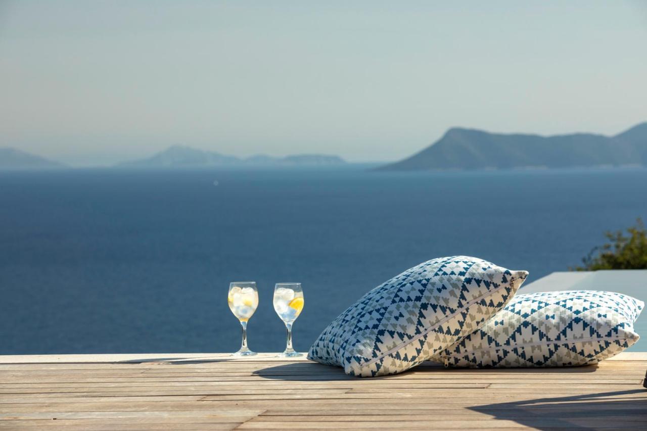 Blooms Of Sivota Bay - Luxury Villas With Private Heated Pool Exterior foto